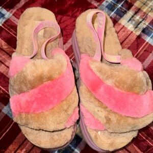 BRAND NEW UGG PLUSH SIZE 8 WOMENS